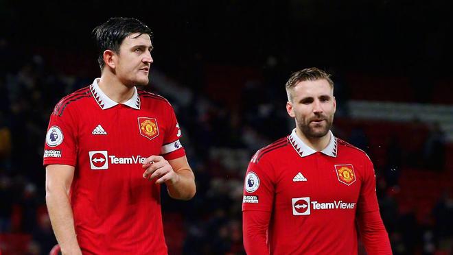 她不仅在进 她不仅在进